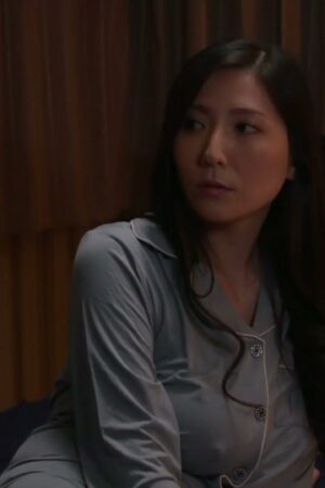 Yuna Shiina – JUQ-431: Vợ ngoan lột xác, bùng nổ hoang dại trong cuộc chơi trần trụi