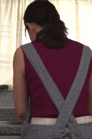 Yuka mizuno và roe-163: Va chạm mãnh liệt dưới cơn mưa hoang dại