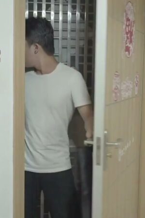 Sakura Aoi và CUS-1118: Cảnh sát hoa cuồng nhiệt trong va chạm mãnh liệt