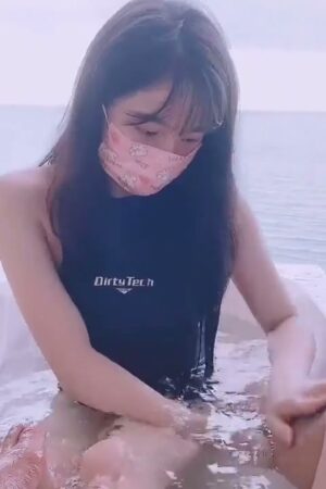 Cô nàng ‘Không’ cuồng nhiệt cùng FSOG034: Cuộc ân ái không lối thoát bên bờ biển!