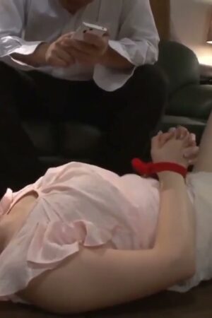 Yui Nishikawa bùng nổ cùng MIDE-176: Va chạm hoang dại không kiềm chế