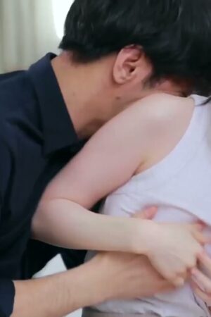 Sự bùng nổ hoang dại của Không trong MIDE-775: Va chạm không ngừng, dục vọng không lối thoát