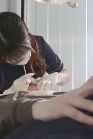 Aoi Ichino và JUQ-924: Va chạm mãnh liệt, hoang dại tại phòng khám nha khoa
